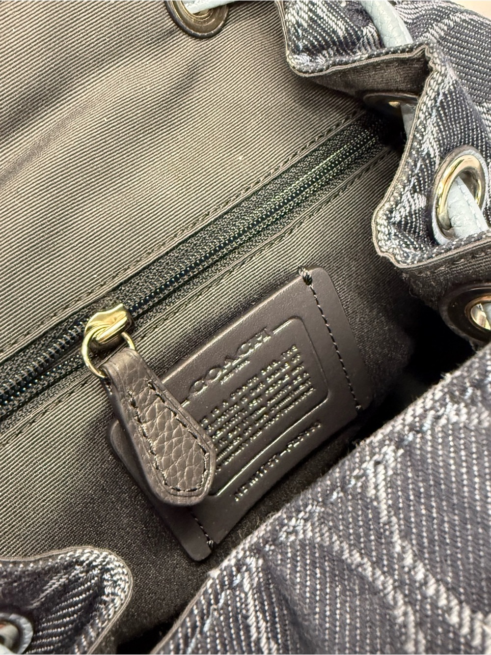 (new+tag) Coach Mini Backpack Denim Leather Light Blue /Navy Signature Monogram - Picture 14 of 15